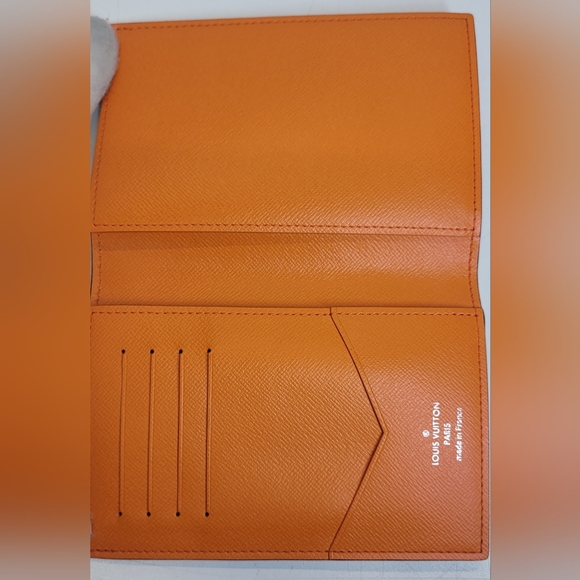 Louis Vuitton Taigarama Orange Leather Passport Cover - Picture 7 of 11